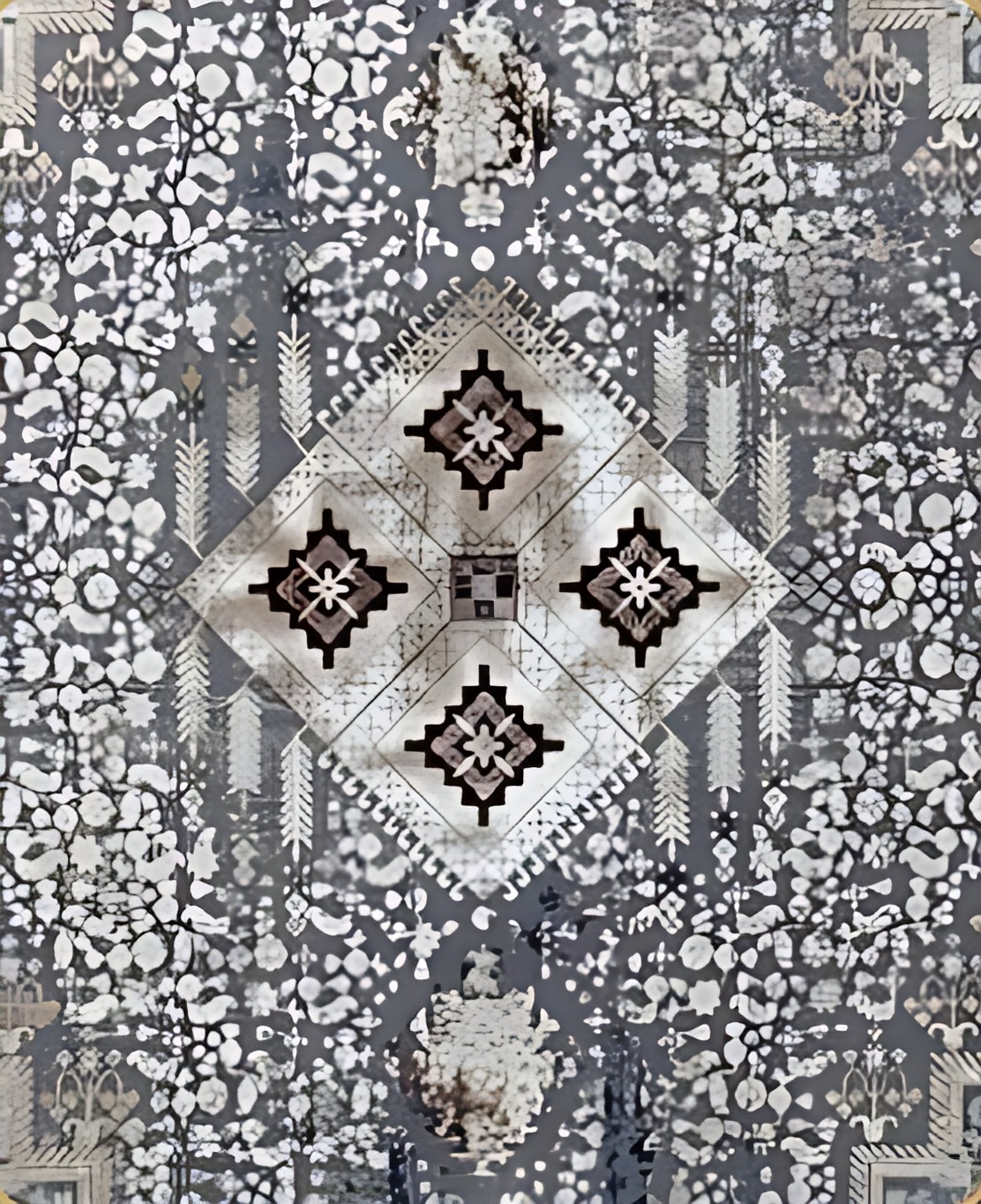 lgr۱۲۰۰۴۲ طرح برجسته