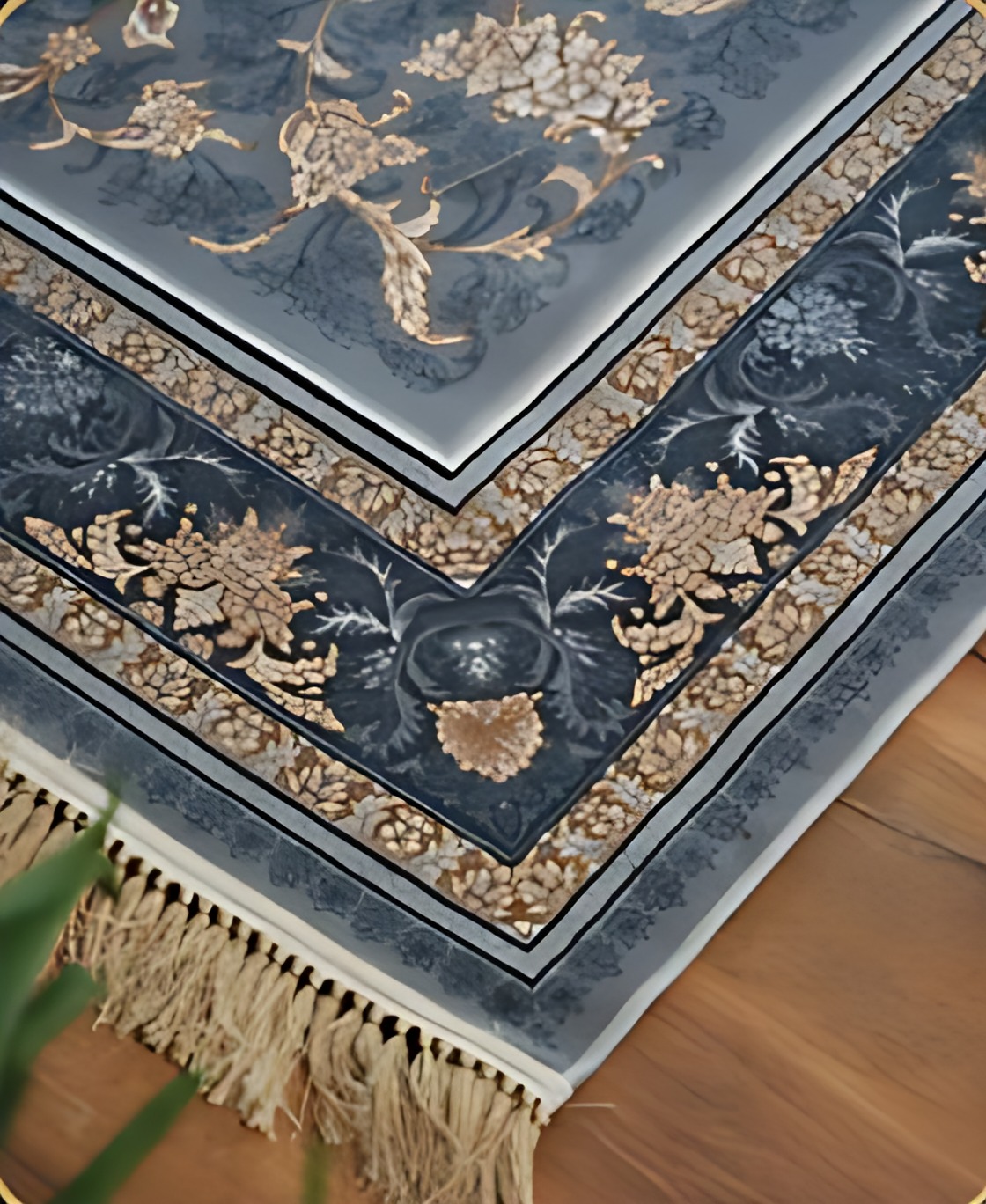 نگار نقره ای